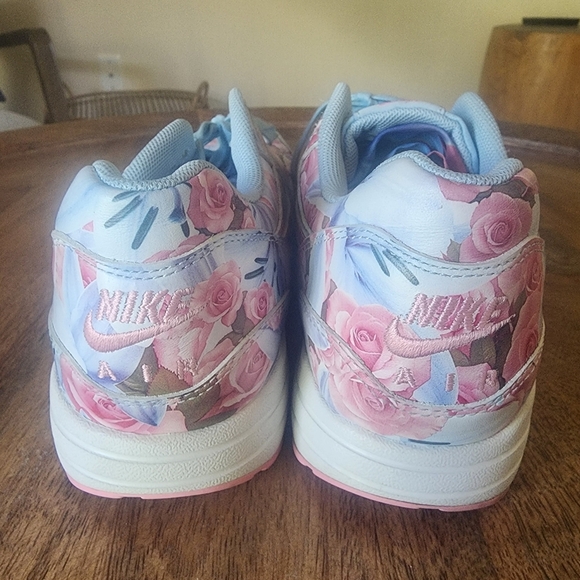 Nike Air Max 1 Paris City Collection Women's Size 8.5 (747105-400) - Picture 3 of 13